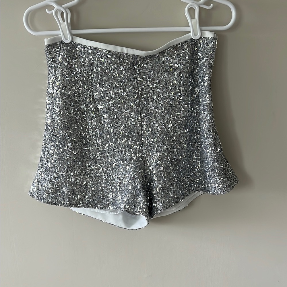 Zara Silver Sequin Shorts, Size M, Inseam 3”